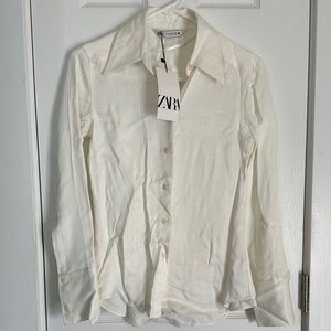 Zara women’s Cream Ivory Satin Dress Shirt NWT XS